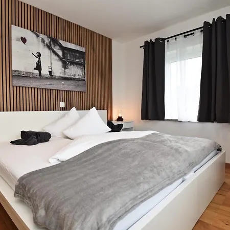 R204 By Flataid And Near Lkh 24-7 Check In Apartmán *